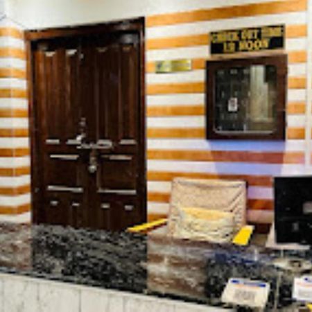 Hotel Nilamber By Grb Lumding Екстер'єр фото